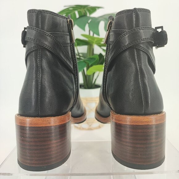Clarks Women's Clarkdale Jax Black Leather Ankle Boots Size 5.5M - Picture 3 of 8